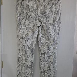 NYDJ Snake Print Skinny Jeans - Gray and White